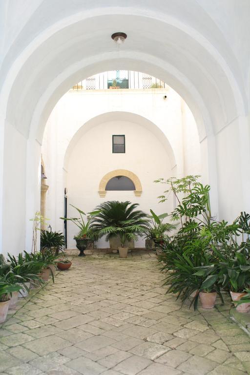 مبيت وإفطار غاليانو دل كابو Palazzo Bitonti المظهر الخارجي الصورة